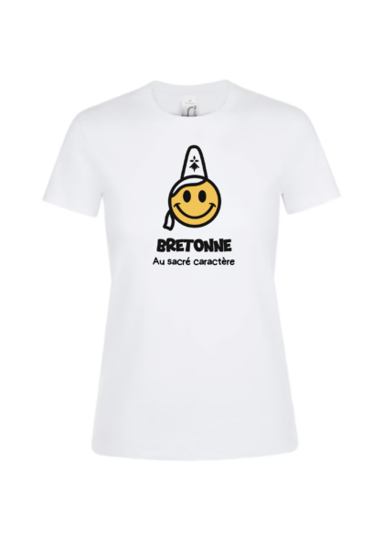 t-shirt blanc femme bretonne au sacré caractère avec smiley portant une coiffe traditionnelle avec hermine bretonne smileizh !