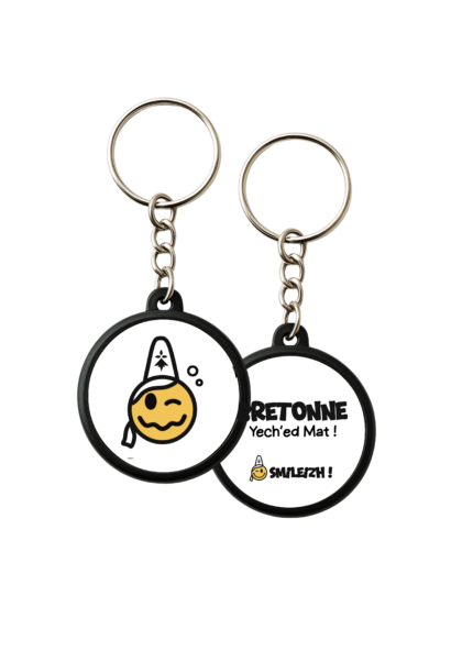 Porte-clés double face bretonne yech'ed mat Smileizh ! portant une coiffe traditionnelle avec hermine bretonne